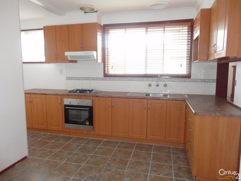 16 Narrumburn Road, Clayton South VIC 3169