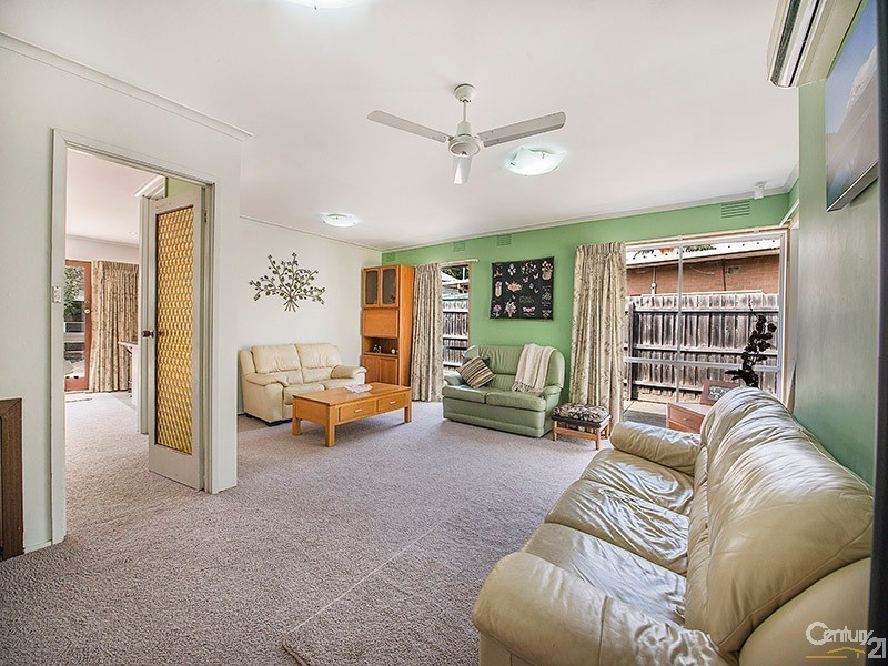 43 Ester Crescent, Clayton South VIC 3169