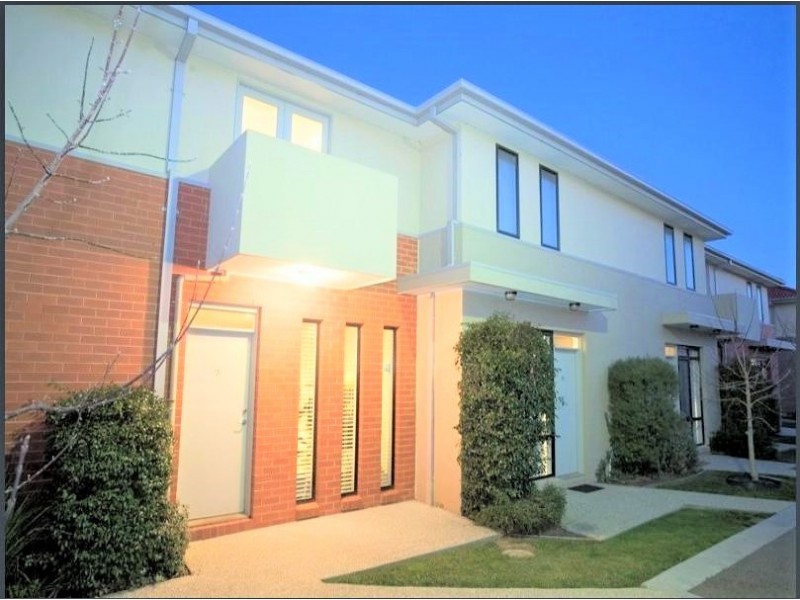 7 Shady Mews, Clayton VIC 3168