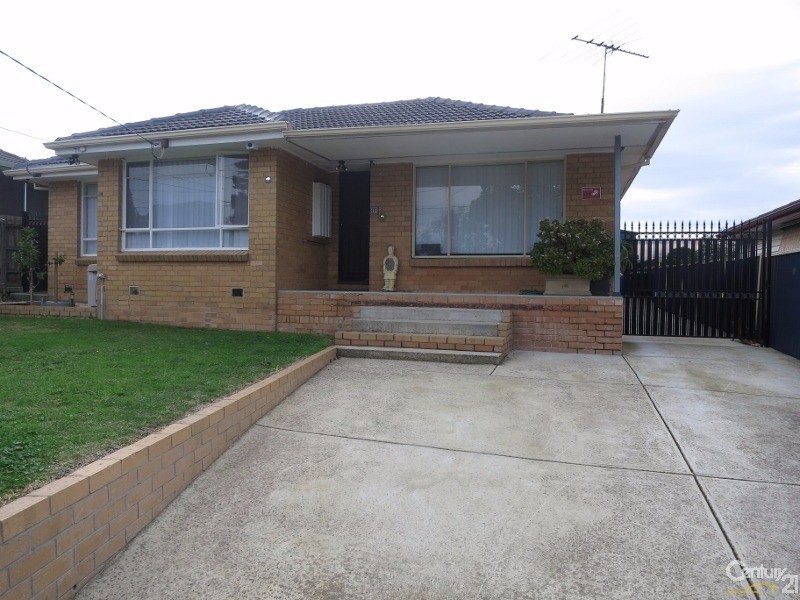 37 Charles Avenue, Springvale VIC 3171