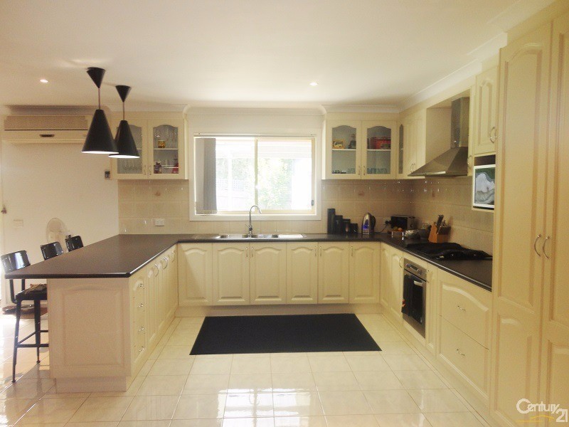 37 Charles Avenue, Springvale VIC 3171