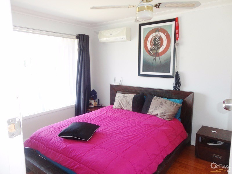 37 Charles Avenue, Springvale VIC 3171