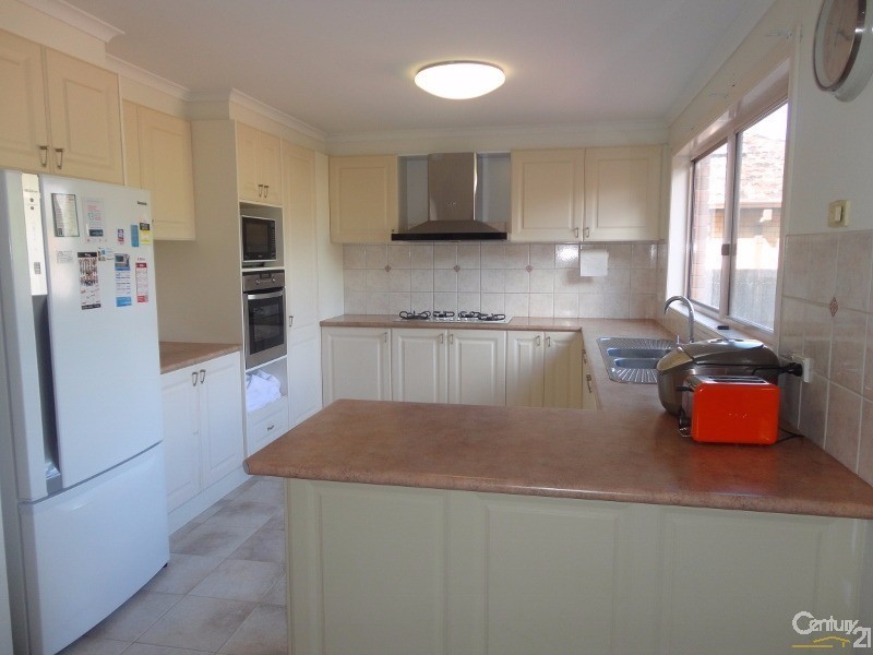 14 Sandalwood Drive, Oakleigh South VIC 3167