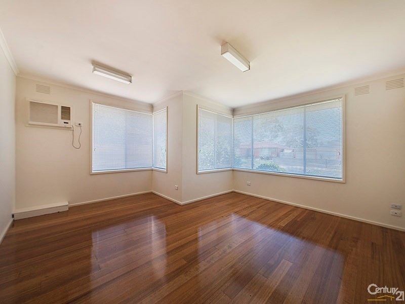 9 Enngonia Crescent, Clayton South VIC 3169