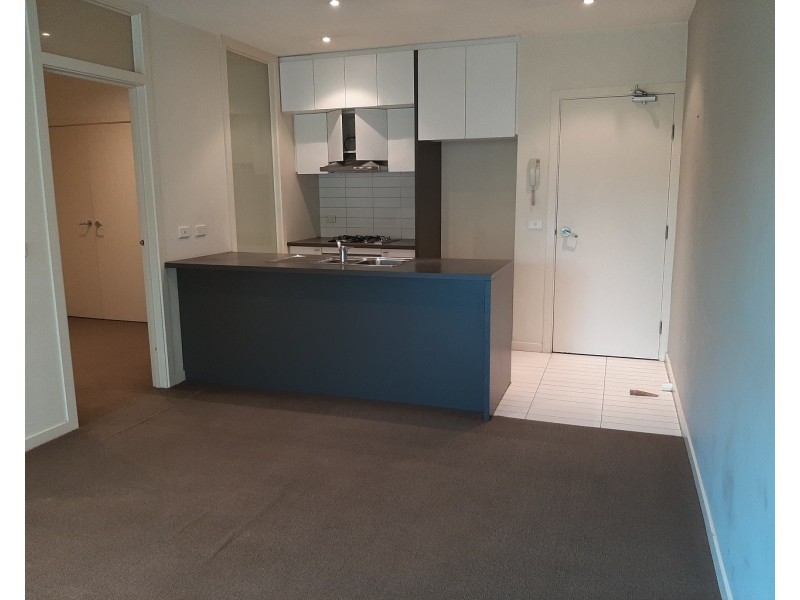 32/2  Greenfield Drive, Clayton VIC 3168