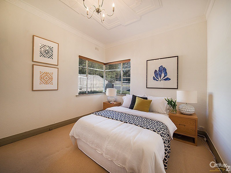 317 Nepean Hwy, Brighton East VIC 3187