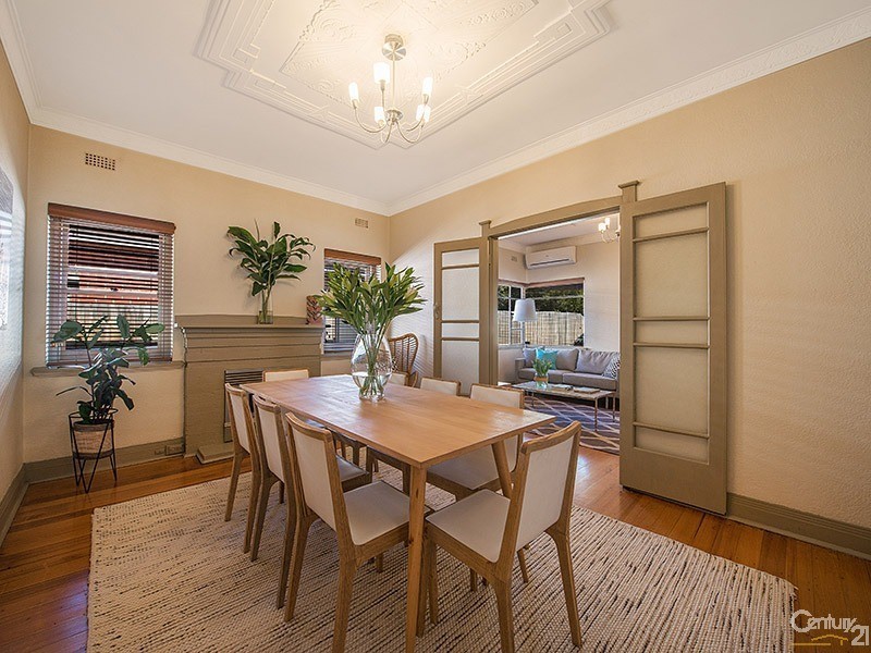 317 Nepean Hwy, Brighton East VIC 3187