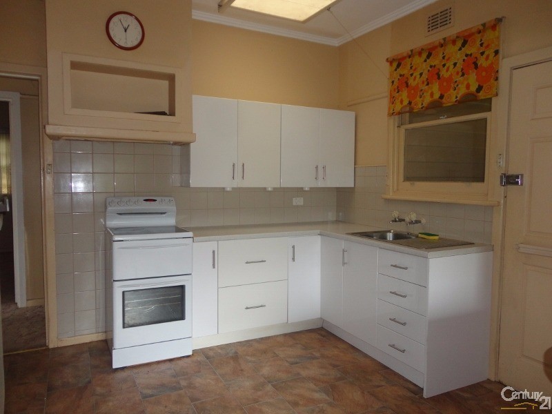 47 Koonawarra Street, Clayton VIC 3168