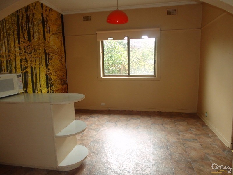 47 Koonawarra Street, Clayton VIC 3168