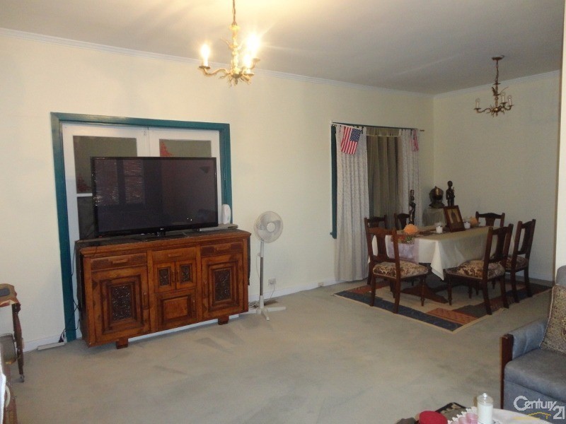 1325 Centre Road, Clayton VIC 3168