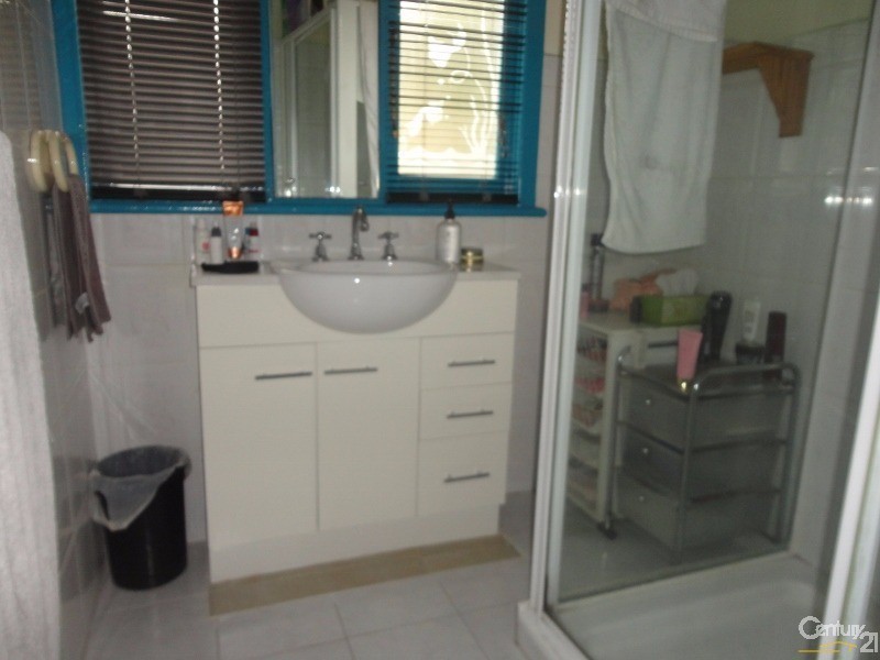 1325 Centre Road, Clayton VIC 3168