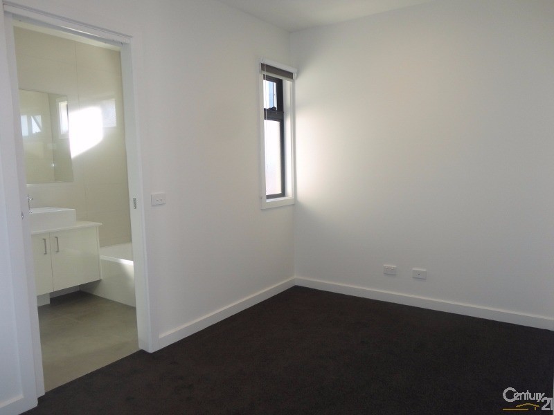 6/48-50 Manton Road, Clayton VIC 3168