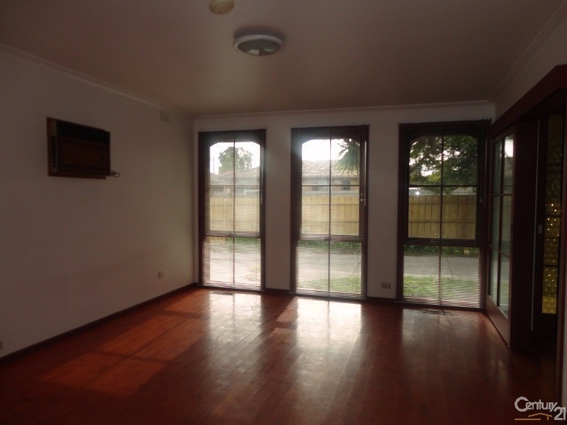 3/34 Madeleine Road, Clayton VIC 3168