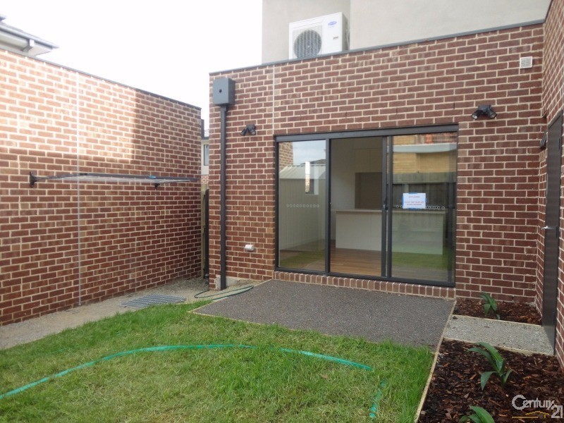 1/48-50 Manton Road, Clayton VIC 3168