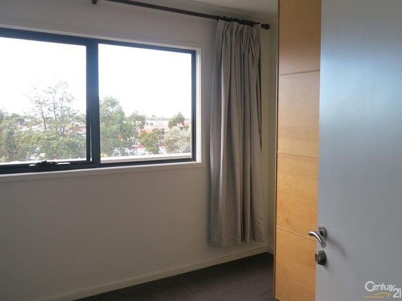 28/20-24 Burton Avenue, Clayton VIC 3168