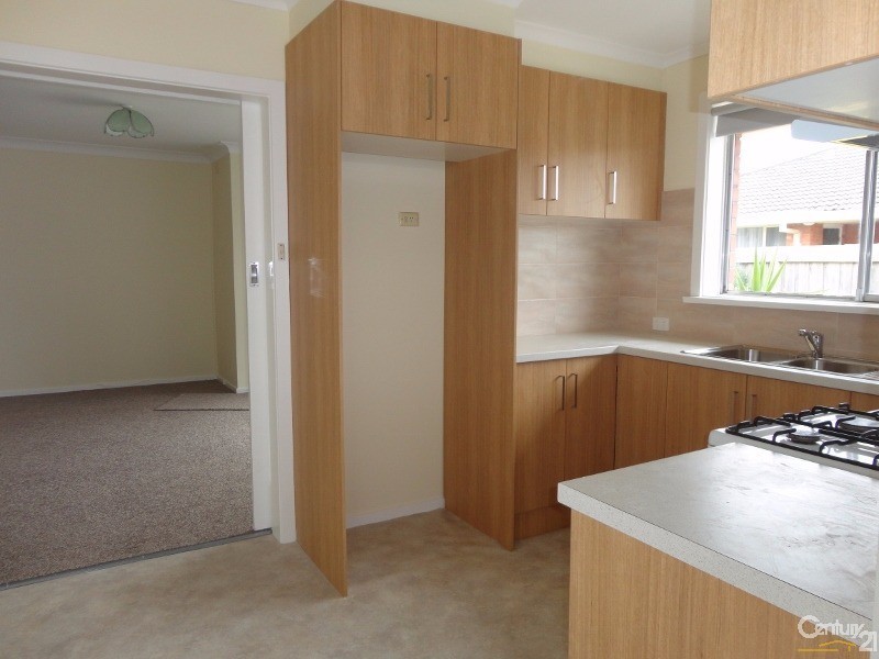 2/21 Elder Street, Clarinda VIC 3169