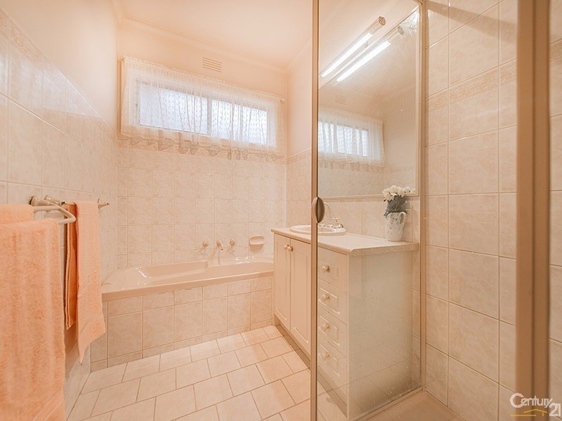 100 Sherbrooke Avenue, Oakleigh South VIC 3167