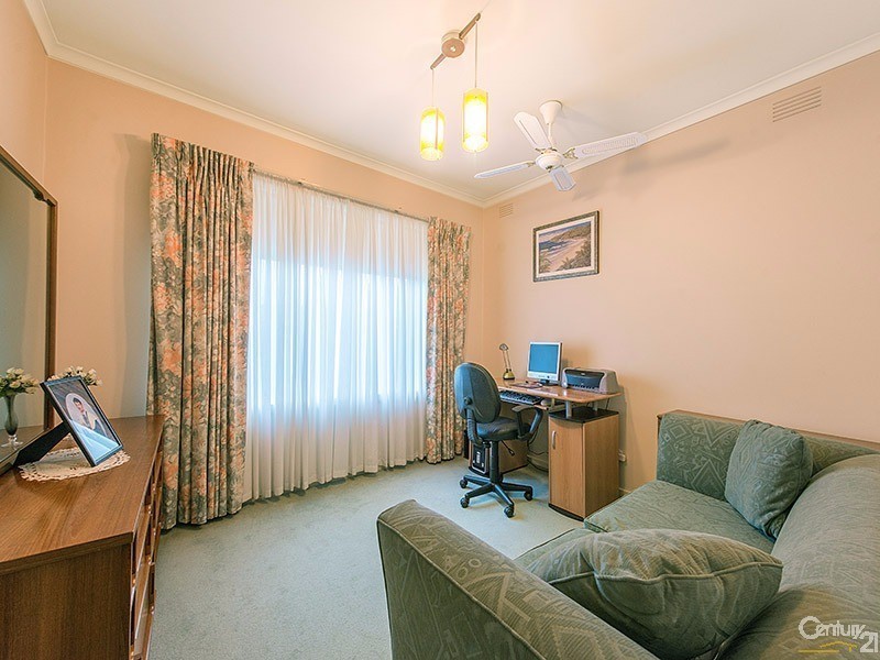 100 Sherbrooke Avenue, Oakleigh South VIC 3167