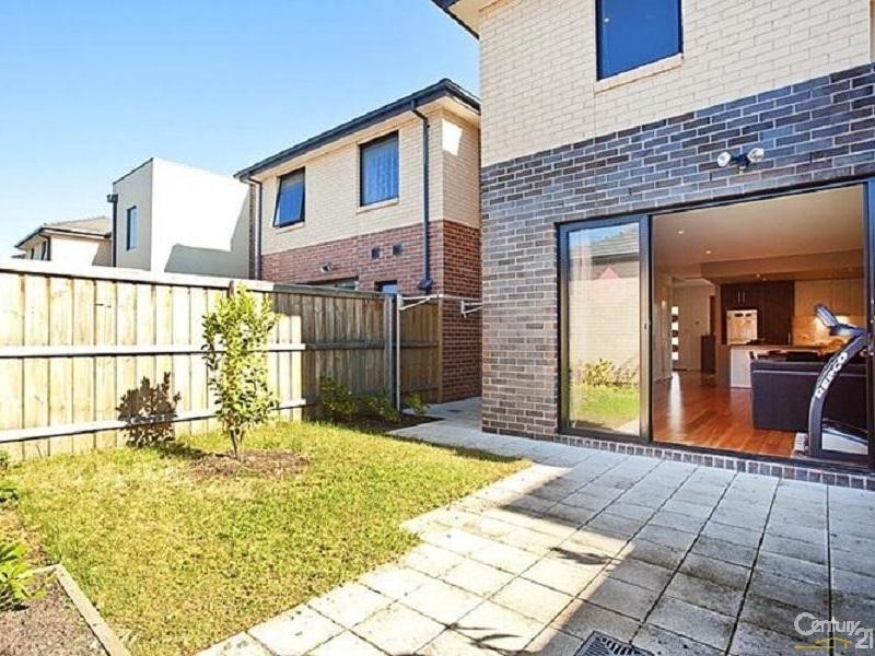 48 Botanic Drive, Clayton South VIC 3169