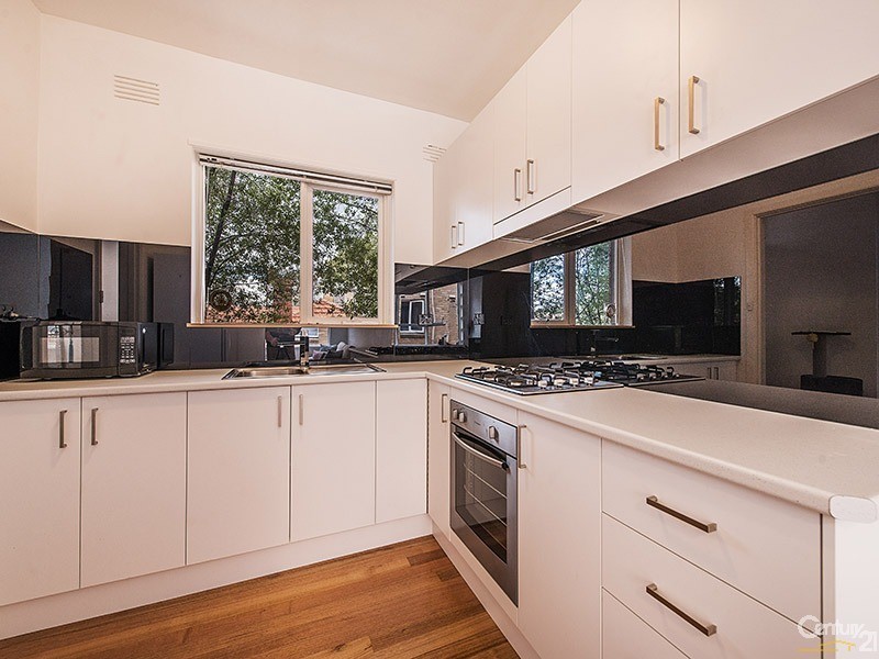 5/7 Ravens Grove, St Kilda East VIC 3183