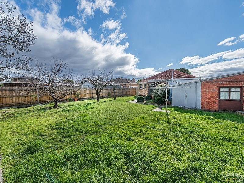 38 Highfield Avenue, Mulgrave VIC 3170