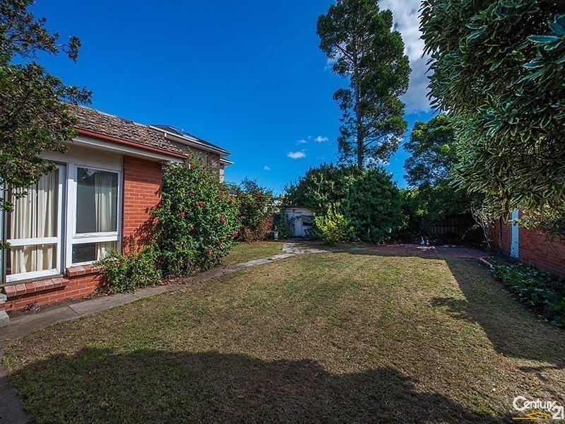 41 Prince Charles Street, Clayton VIC 3168