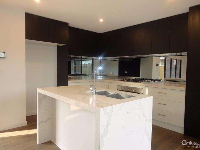 2/64 Jubillee Street, Mount Waverley VIC 3149