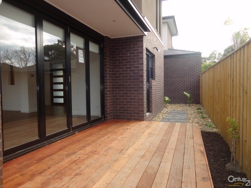 2/64 Jubillee Street, Mount Waverley VIC 3149