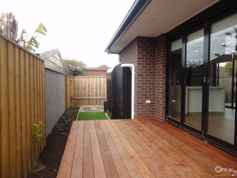 2/64 Jubillee Street, Mount Waverley VIC 3149