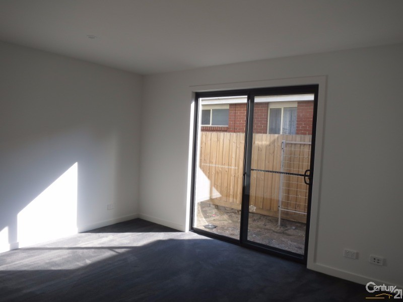 2/47 Wards Grove, Bentleigh East VIC 3165