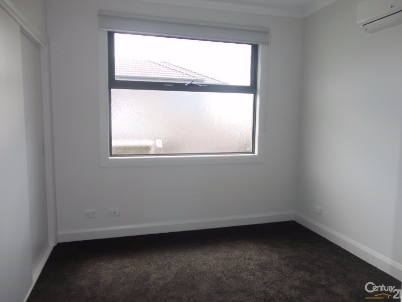 1/37 Margaret Street, Clayton VIC 3168