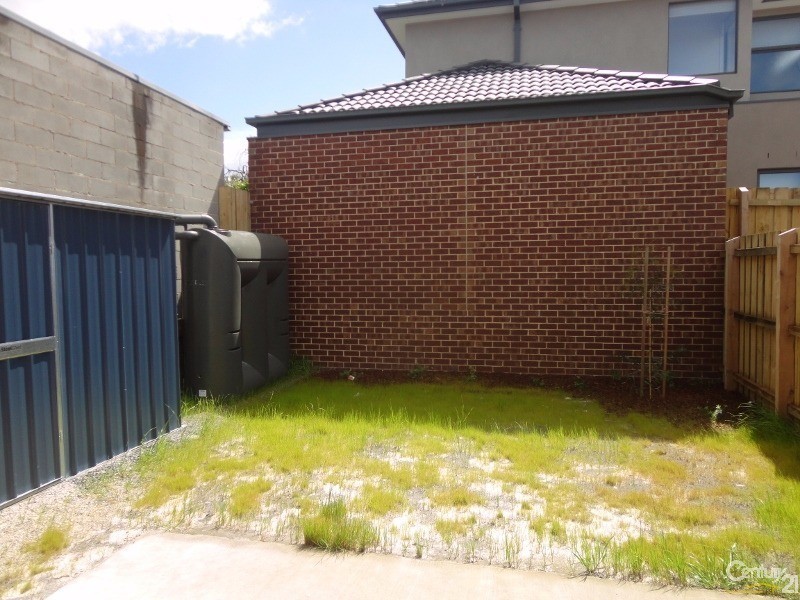 1/37 Margaret Street, Clayton VIC 3168