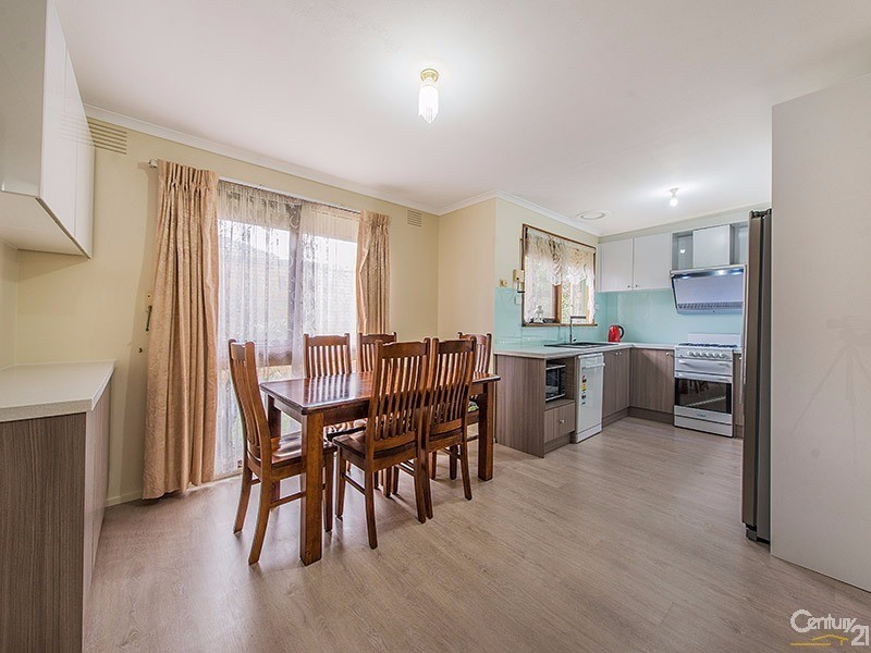 1 Tomintoul Court, Clarinda VIC 3169