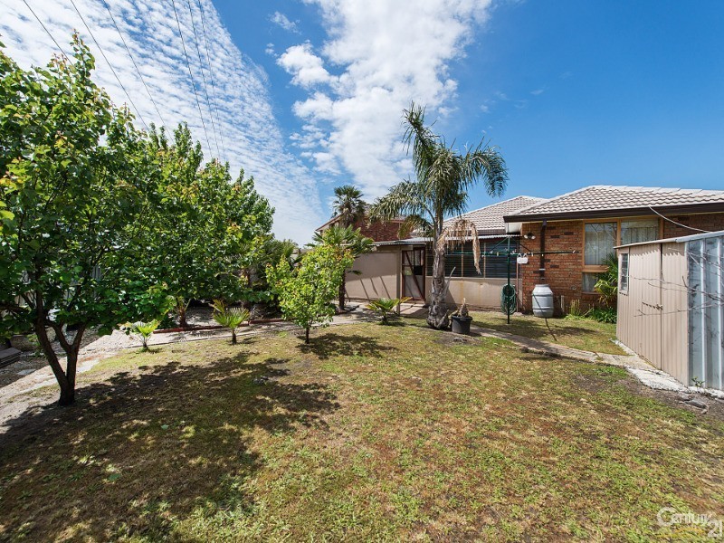 4 Snowy Court, Clayton South VIC 3169