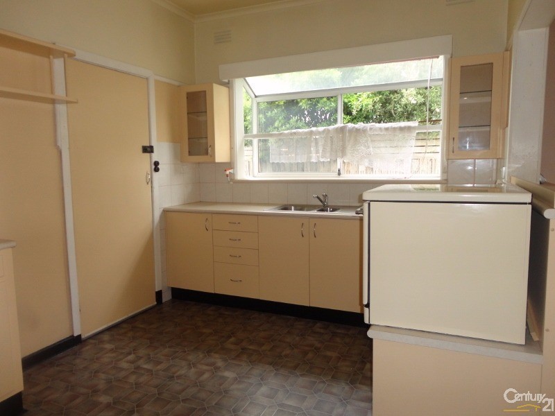 13 Colonel Street, Clayton VIC 3168