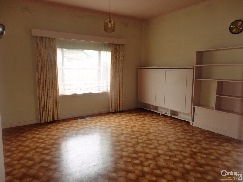 13 Colonel Street, Clayton VIC 3168