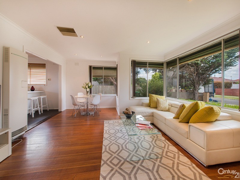 31 Warraweena Road, Clayton South VIC 3169