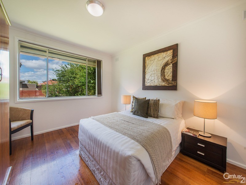 31 Warraweena Road, Clayton South VIC 3169