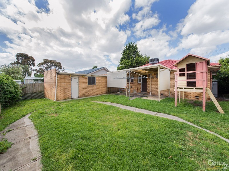 31 Warraweena Road, Clayton South VIC 3169