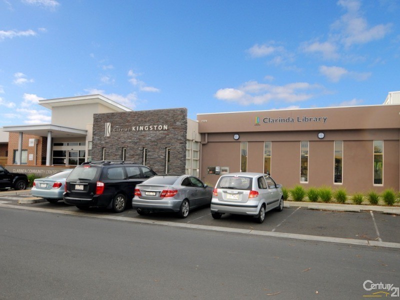 2/18 Crawford Road, Clarinda VIC 3169