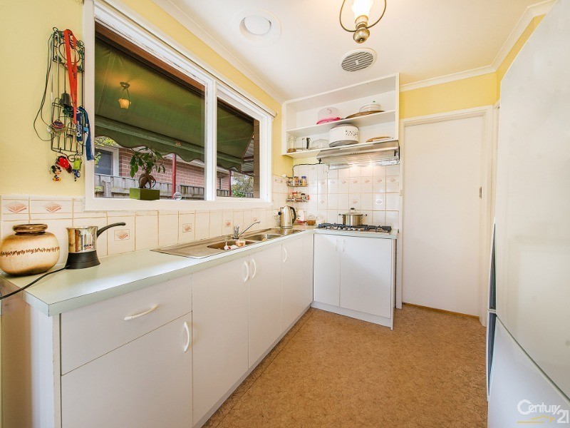 61 Bushland Avenue, Clarinda VIC 3169