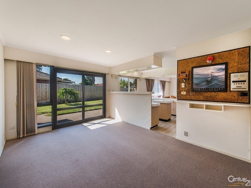 5 Ovens Court, Clayton South VIC 3169