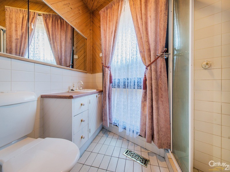 5 Ovens Court, Clayton South VIC 3169