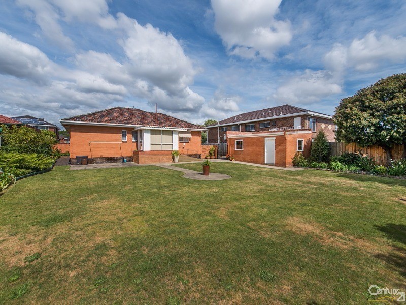 7 Panorama Street, Clayton VIC 3168