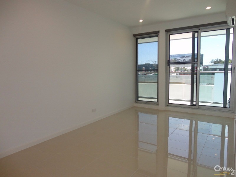 202/1525  Dandenong Road, Oakleigh VIC 3166