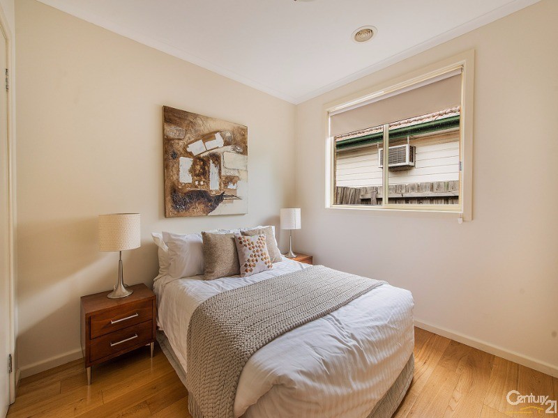 2/22 The Parade, Clarinda VIC 3169