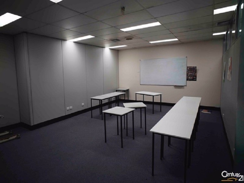 33 Burgundy Street, Heidelberg VIC 3084