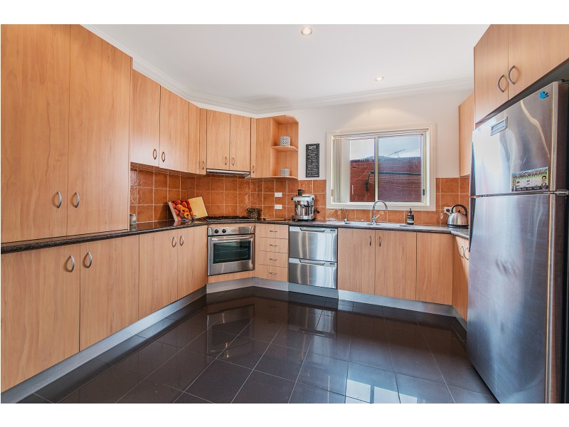 2/15-17 Springs Road, Clayton South VIC 3169
