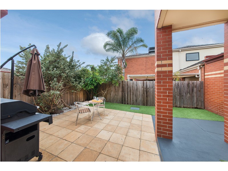 2/15-17 Springs Road, Clayton South VIC 3169