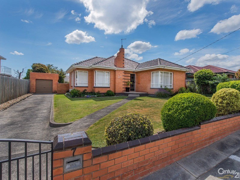 7 Panorama Street, Clayton VIC 3168